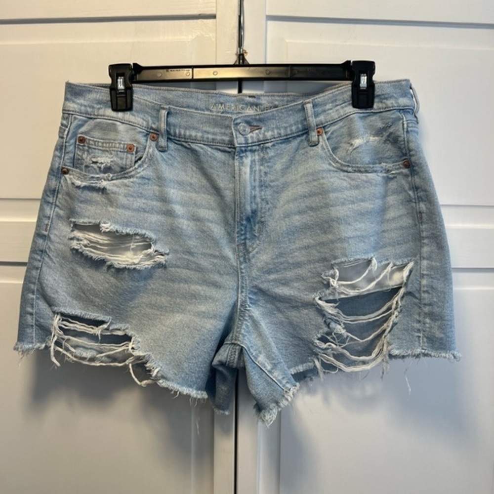 American Eagle Outfitters STRIGID Perfect Short Size Women’s 16 Color Light Blue